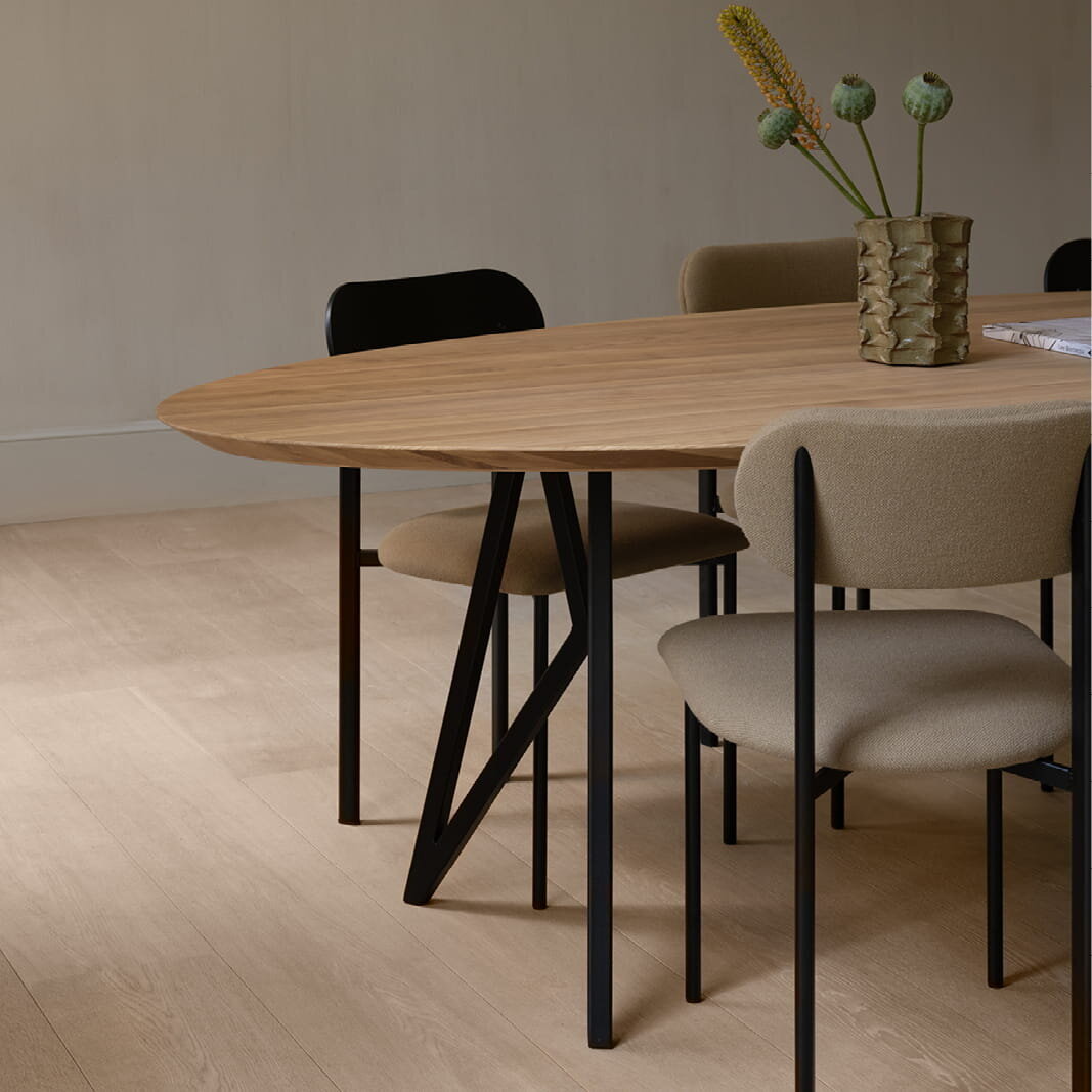 Design modern dining chair | Oblique Dining Chair Brown hallingdal65 224 | Studio HENK | 