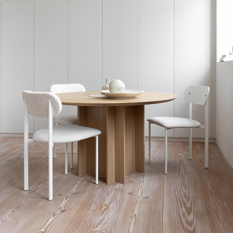 Design modern dining chair | Oblique Dining Chair Brown hallingdal65 224 | Studio HENK | 