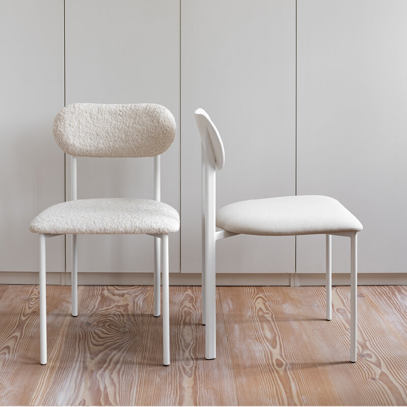 Design modern dining chair | Oblique Dining Chair Brown hallingdal65 224 | Studio HENK | 