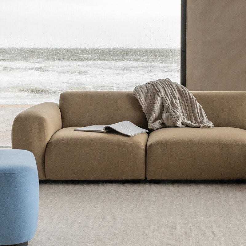 Design modern sofa | Cosy 4 seater 45 degree corner sofa Beige | Studio HENK | 