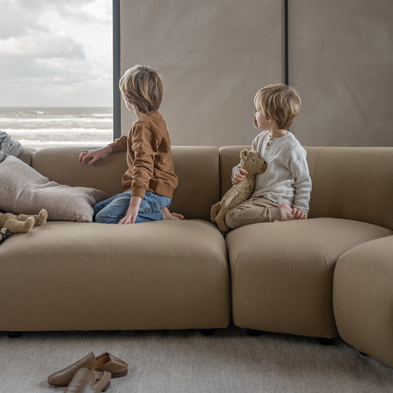 Design modern sofa | Cosy 4 seater 45 degree corner sofa Beige | Studio HENK | 