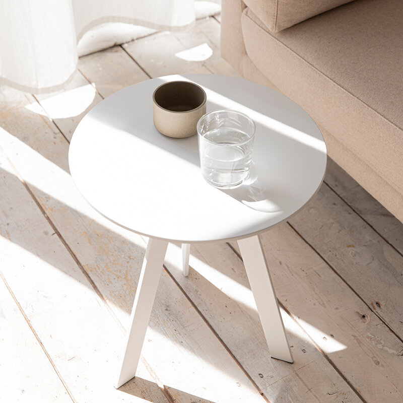 Design Coffee Table | New Co Coffee Table 70 Round White | Oak white lacquer | Studio HENK | 