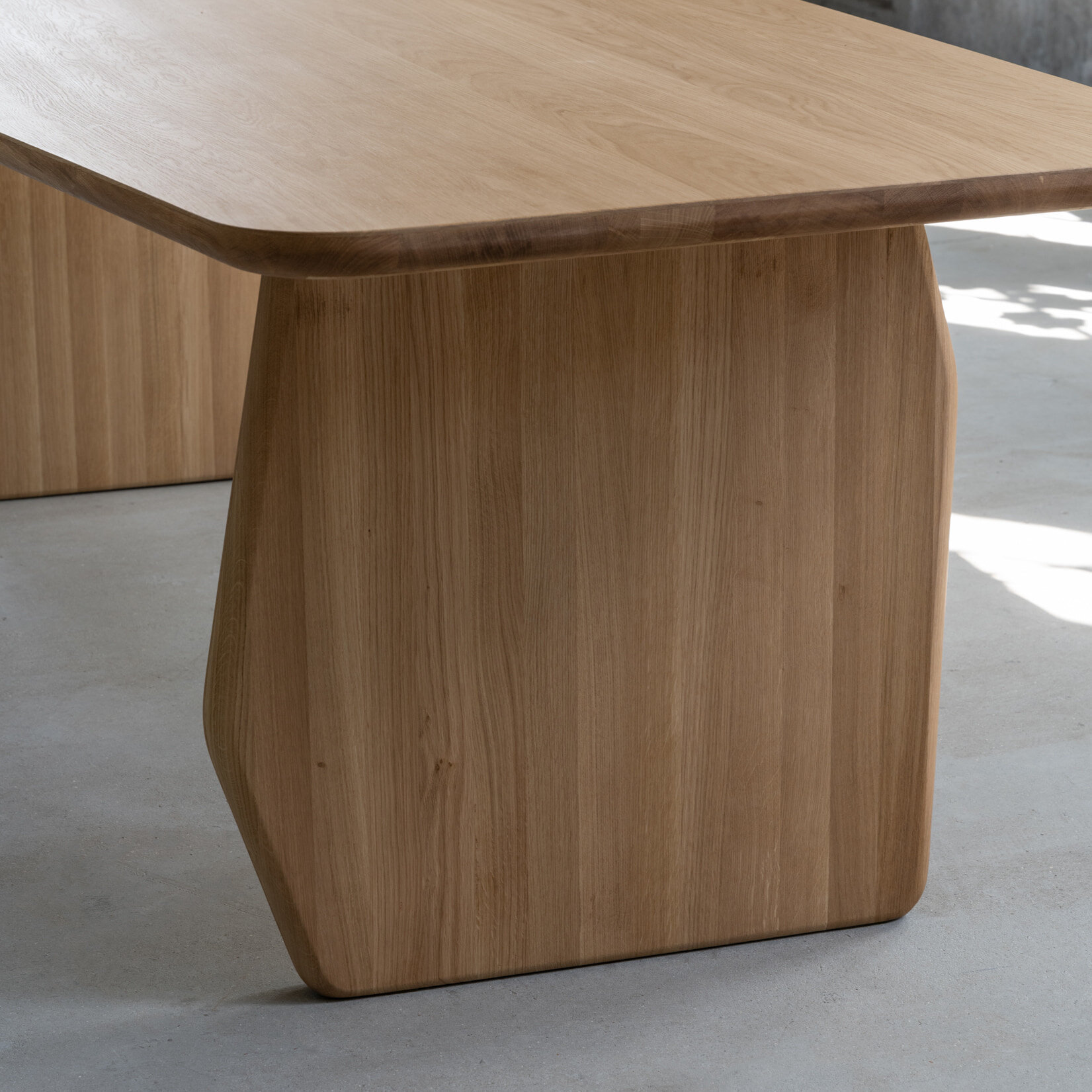  Design dining table | Slant Oak hardwax oil natural light | Oak hardwax oil natural light | Studio HENK | 