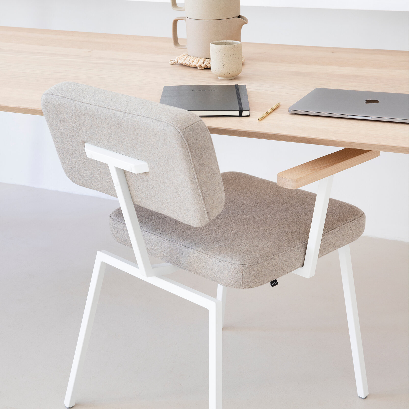 Rectangular Design dining table | New Classic Home Desk Steel black powdercoating | Oak hardwax oil natural light | Studio HENK | 