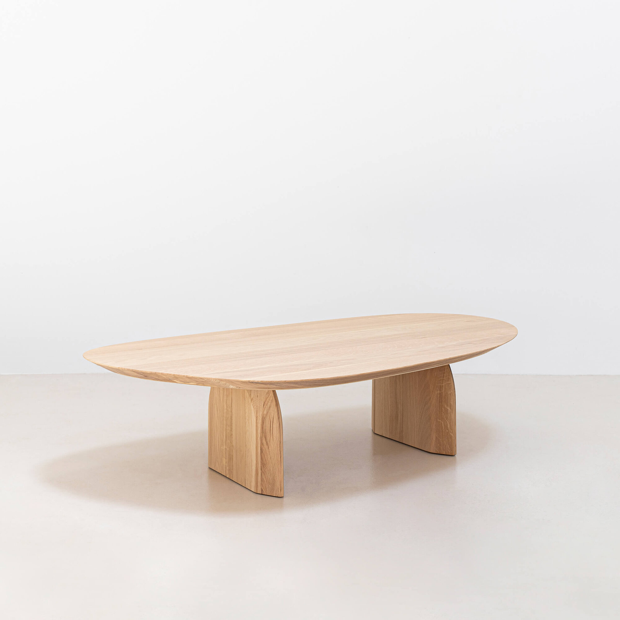 Design Coffee Table | Slot Coffee Table Walnut naturel lacquer | Walnut naturel lacquer | Studio HENK | 