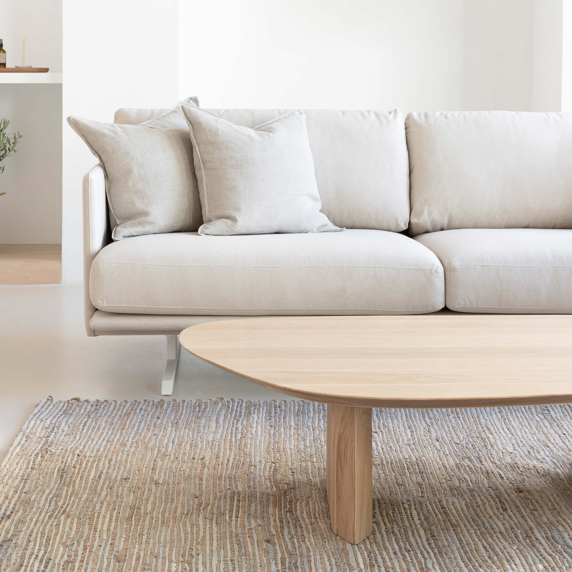 Design Coffee Table | Slot Coffee Table Walnut naturel lacquer | Walnut naturel lacquer | Studio HENK | 