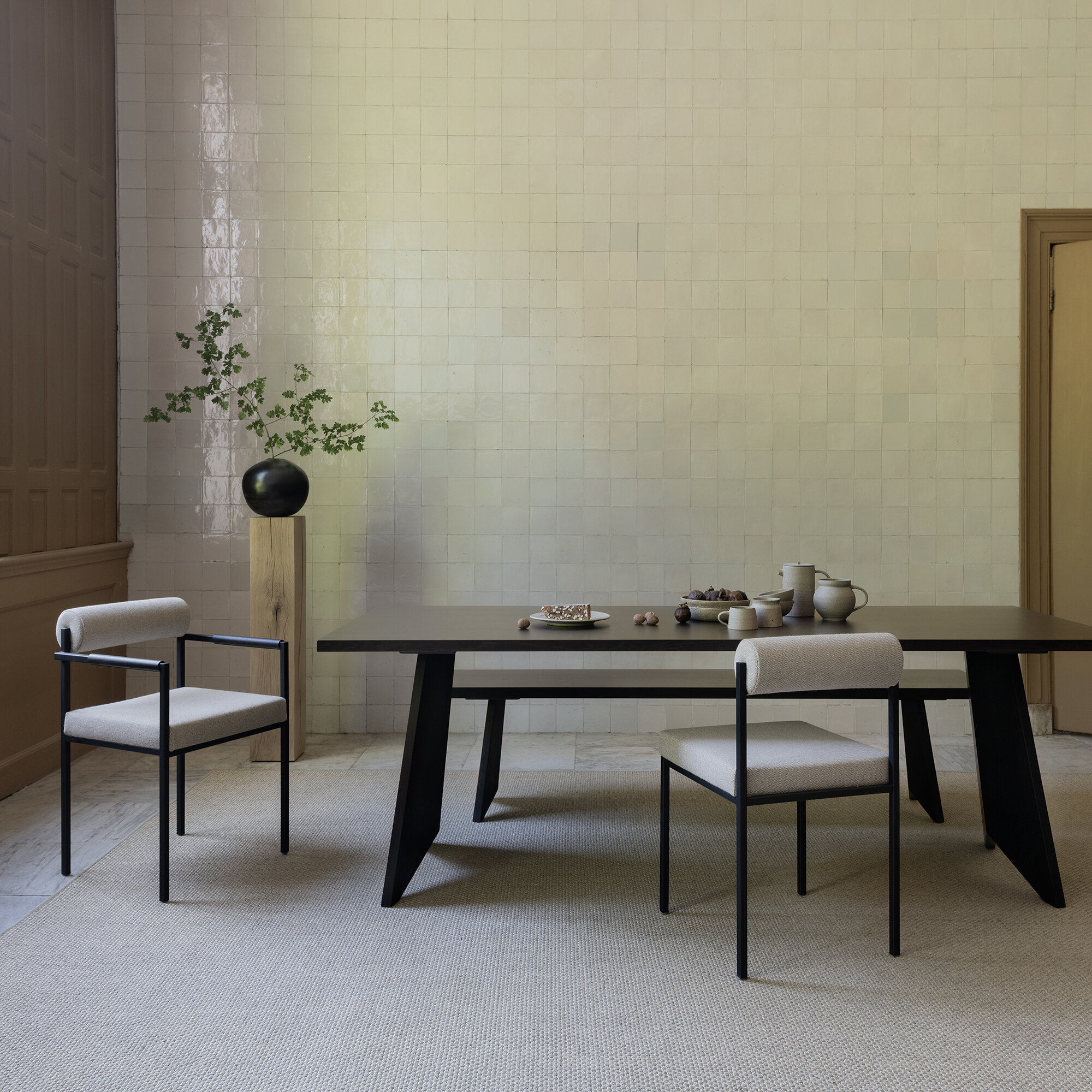 Design modern dining chair | Bolster Dining Chair with armrest Beige hallingdal65 220 | Studio HENK | 