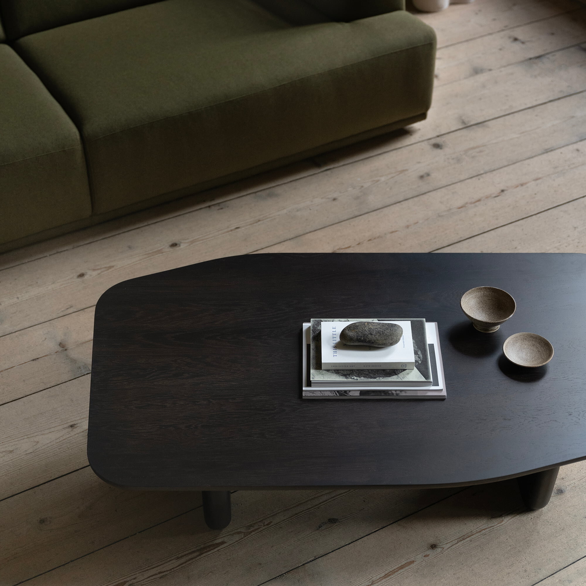 Design Coffee Table | Slant Coffee Table Walnut naturel lacquer | Walnut naturel lacquer | Studio HENK | 