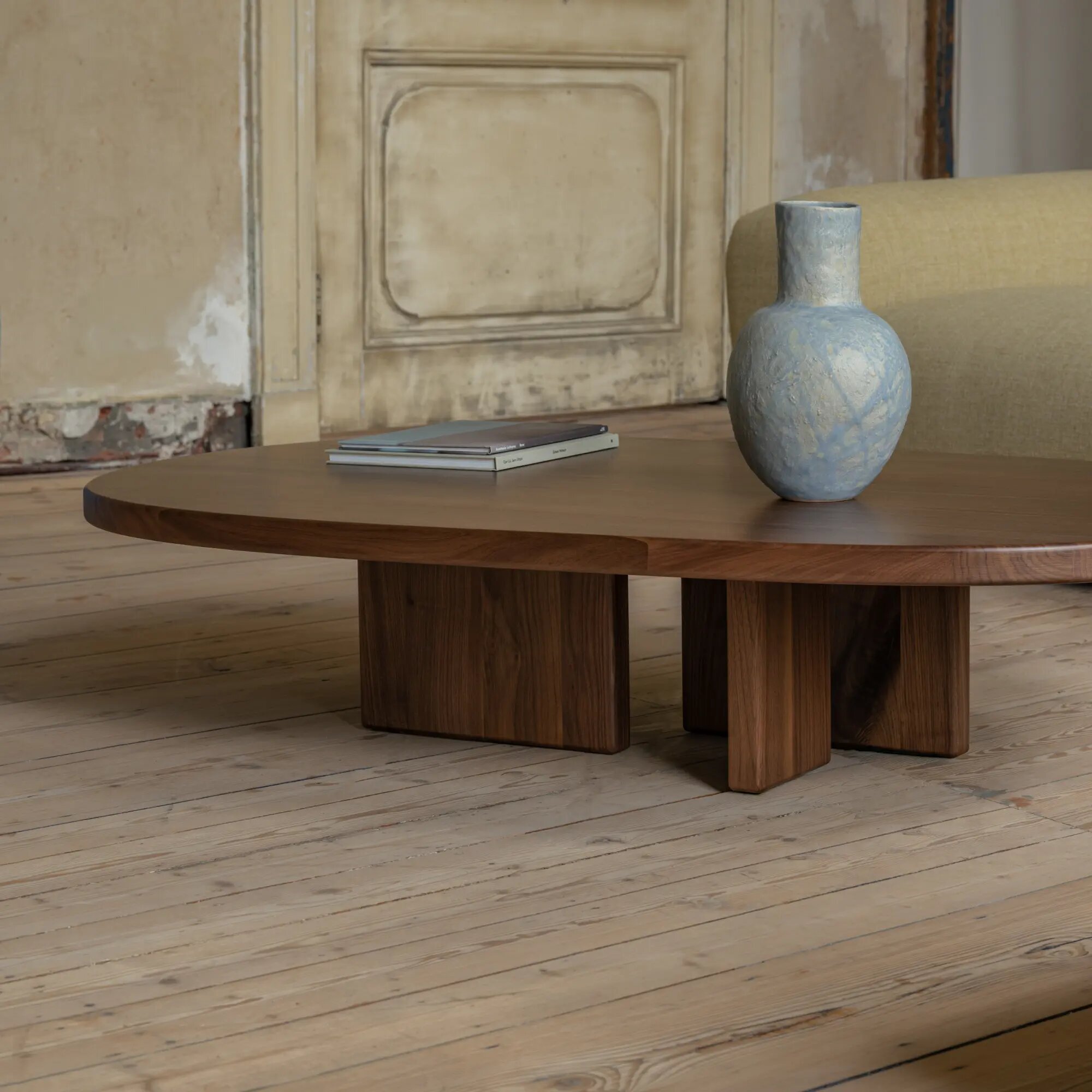 Design Coffee Table | Federico Coffee Table Walnut naturel lacquer | Walnut naturel lacquer | Studio HENK | 