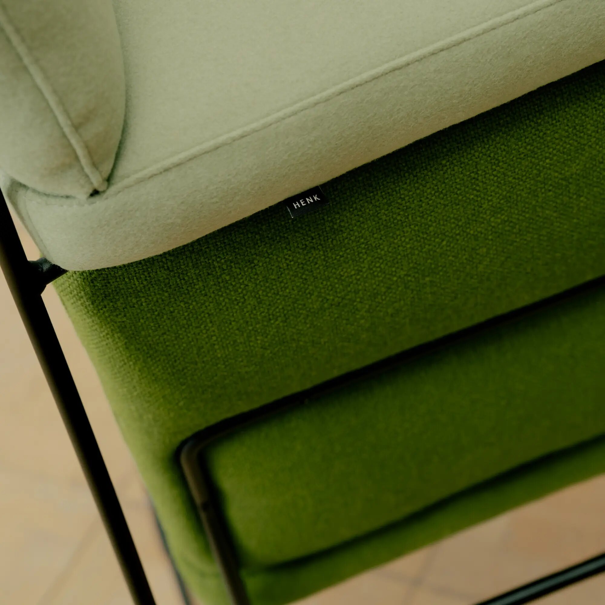 Design modern dining chair | Unfold Chair Pink orion blossom166 | Studio HENK | 